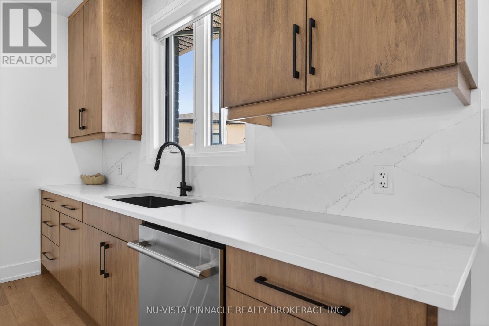 2640 Heardcreek Trail, London North, Ontario  N6G 0Z8 - Photo 19 - X13047270