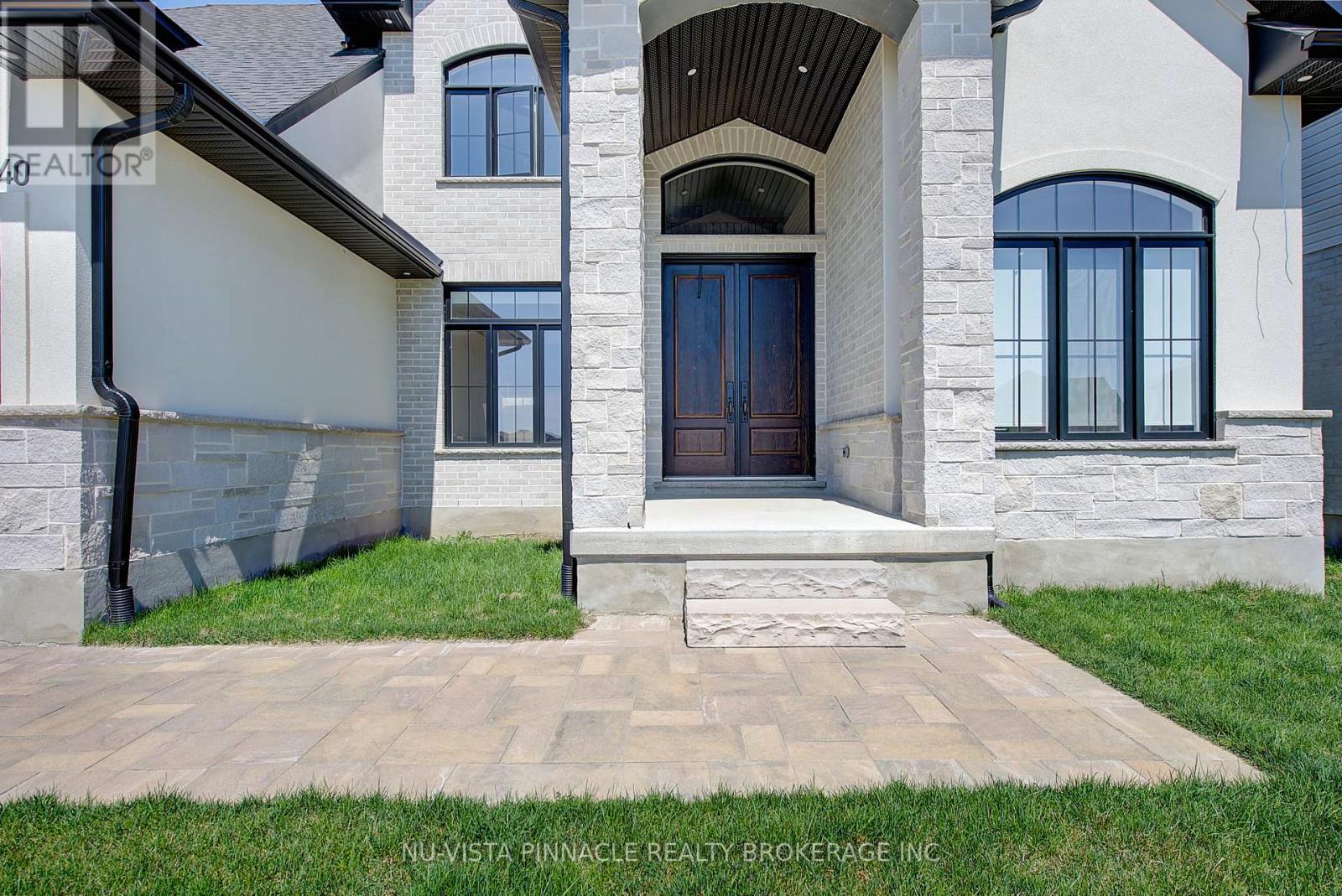 2640 Heardcreek Trail, London North, Ontario  N6G 0Z8 - Photo 7 - X13047270