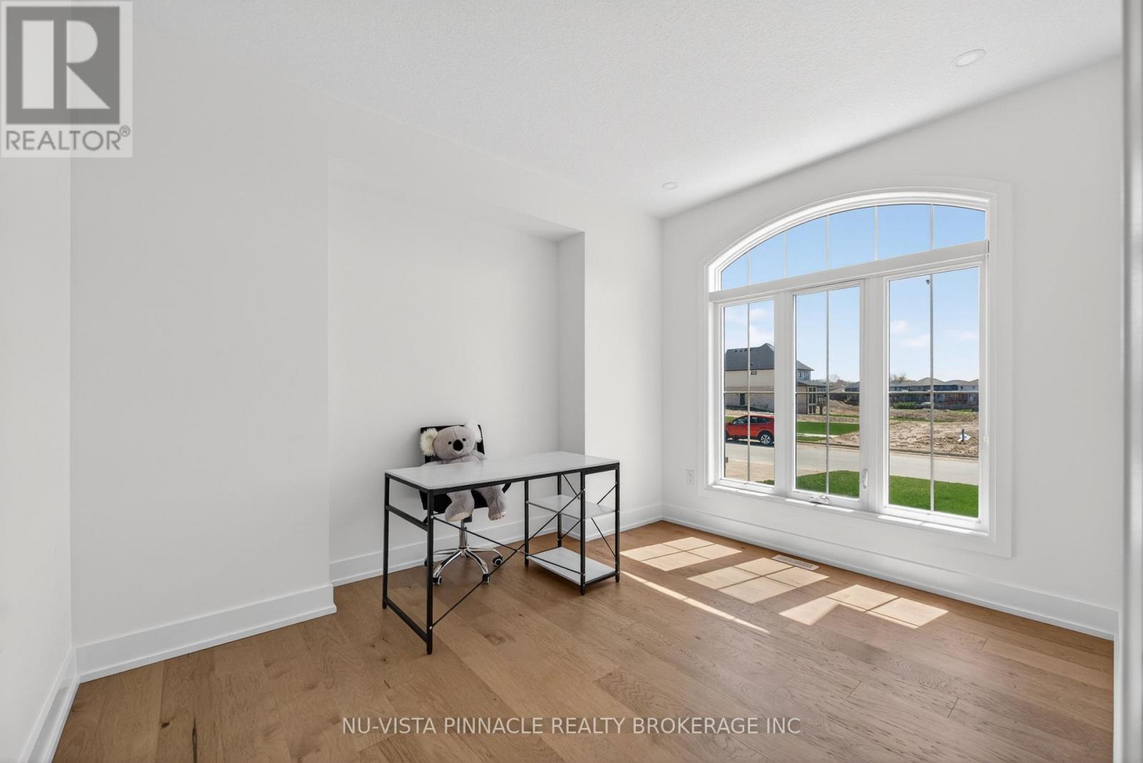 2640 Heardcreek Trail, London North, Ontario  N6G 0Z8 - Photo 9 - X13047270