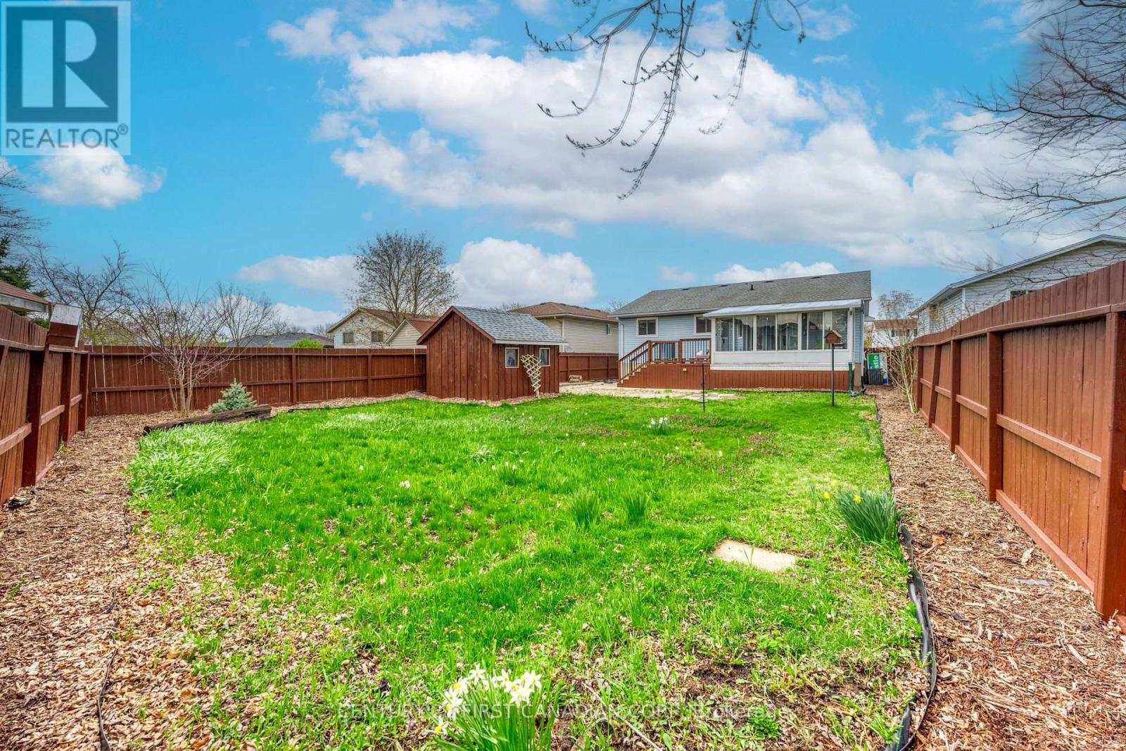 375 Trudeau Drive, Sarnia, Ontario  N7S 6H6 - Photo 31 - X13047288