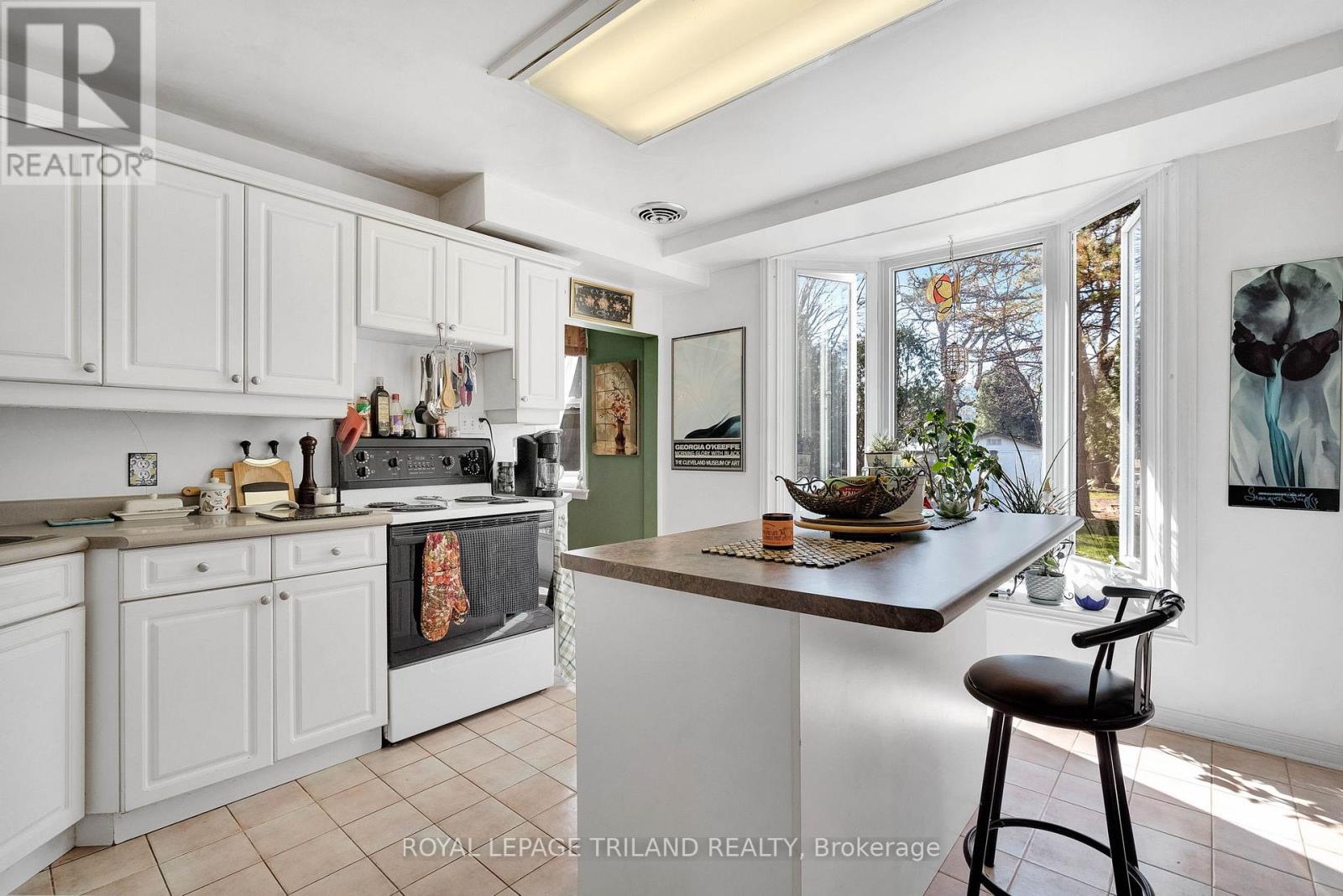 586 Middlewoods Drive, London North, Ontario  N6G 1W4 - Photo 11 - X13047340