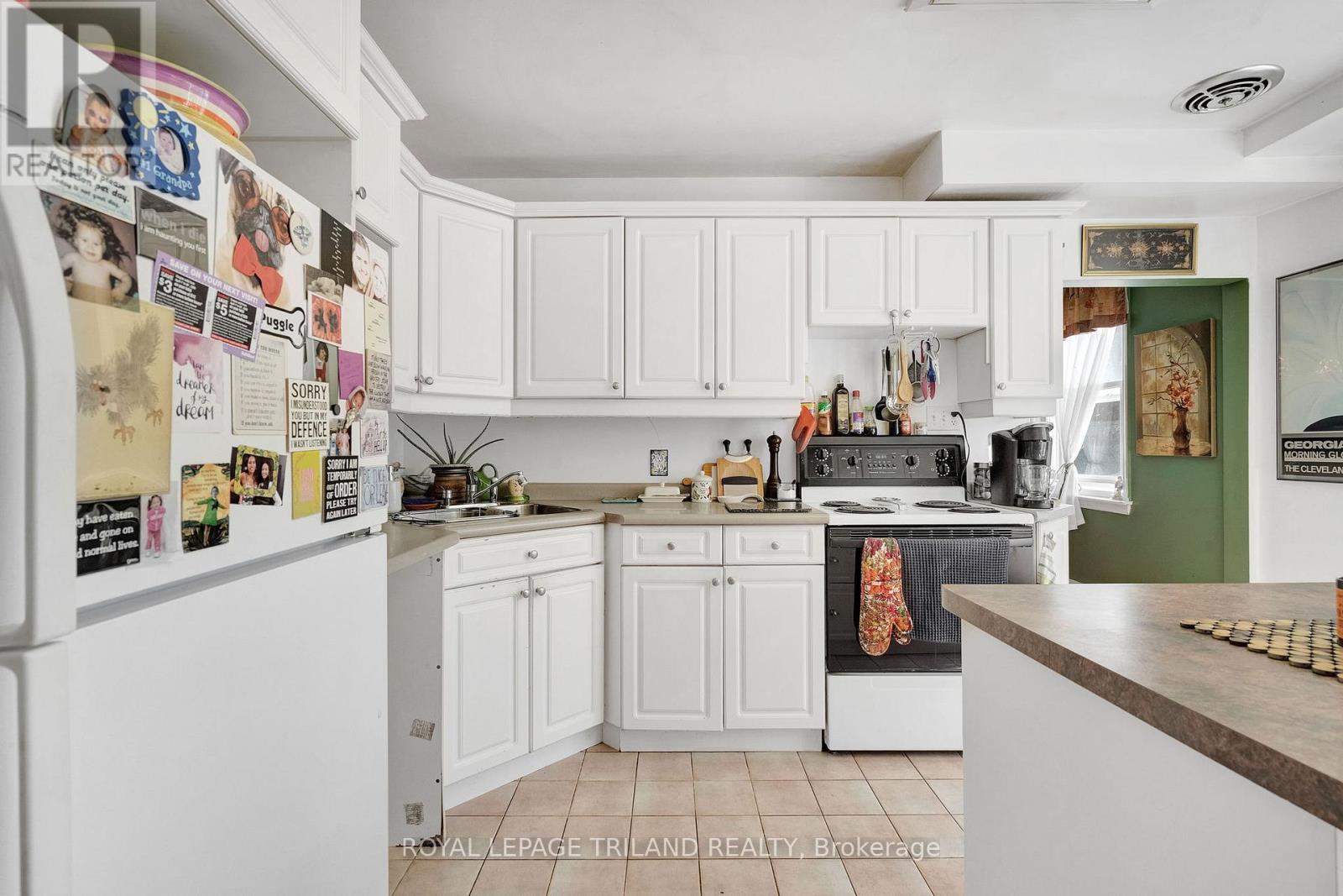 586 Middlewoods Drive, London North, Ontario  N6G 1W4 - Photo 12 - X13047340