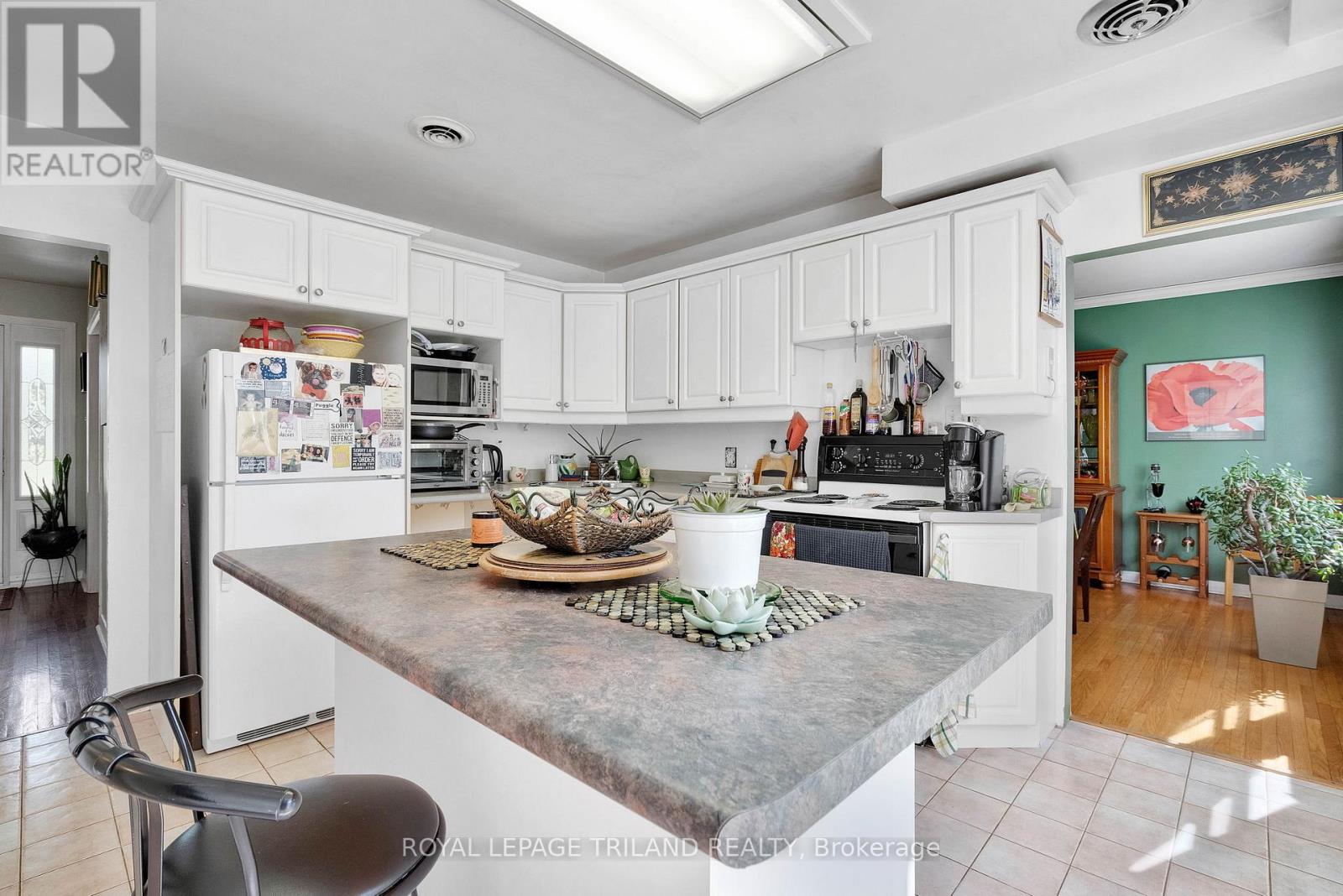 586 Middlewoods Drive, London North, Ontario  N6G 1W4 - Photo 14 - X13047340