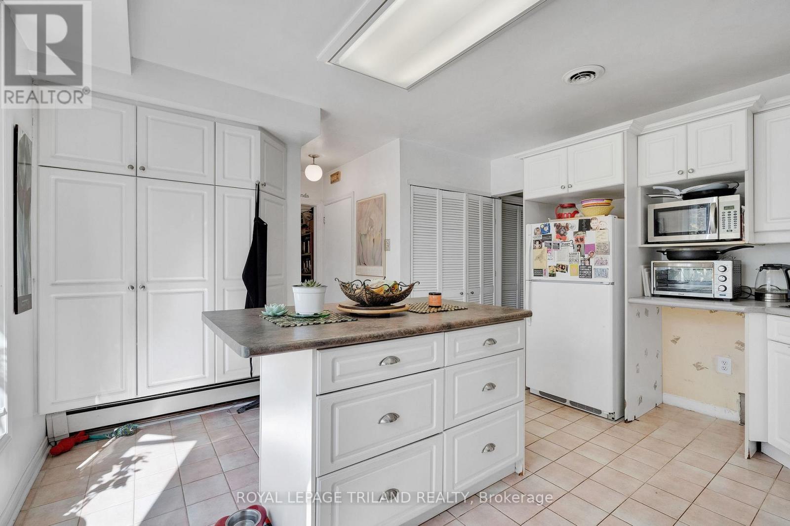 586 Middlewoods Drive, London North, Ontario  N6G 1W4 - Photo 16 - X13047340