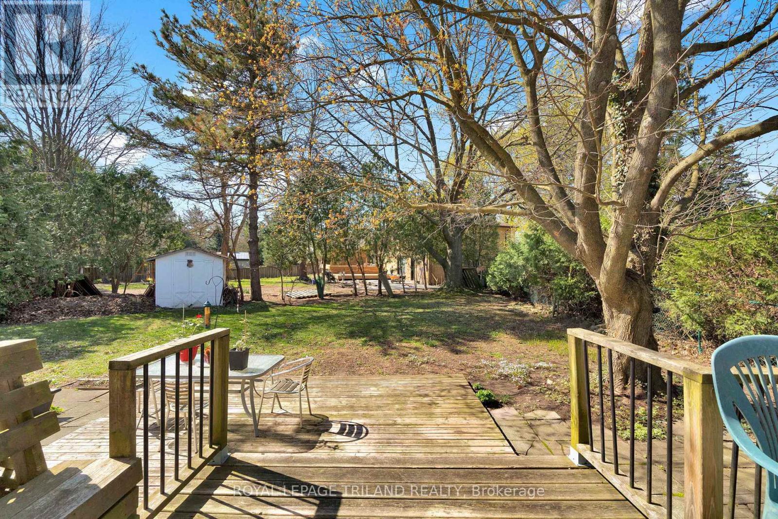 586 Middlewoods Drive, London North, Ontario  N6G 1W4 - Photo 38 - X13047340