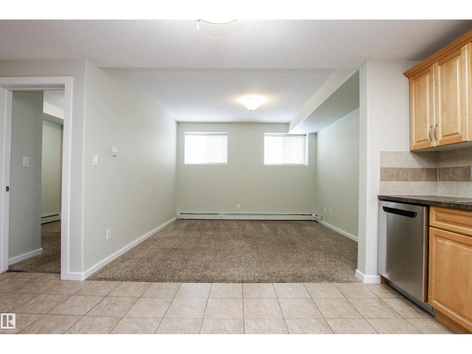 #3 11827 105 St Nw, Edmonton, Alberta  T5G 2N1 - Photo 2 - E4484336