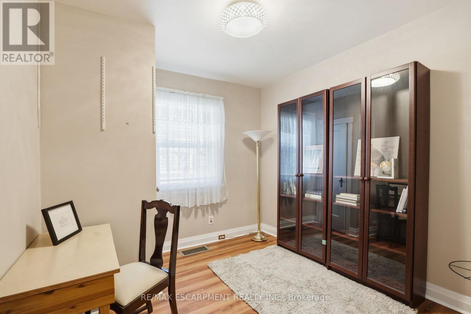 123 Longwood Road N, Hamilton (Westdale), Ontario  L8S 3V8 - Photo 12 - X13046902