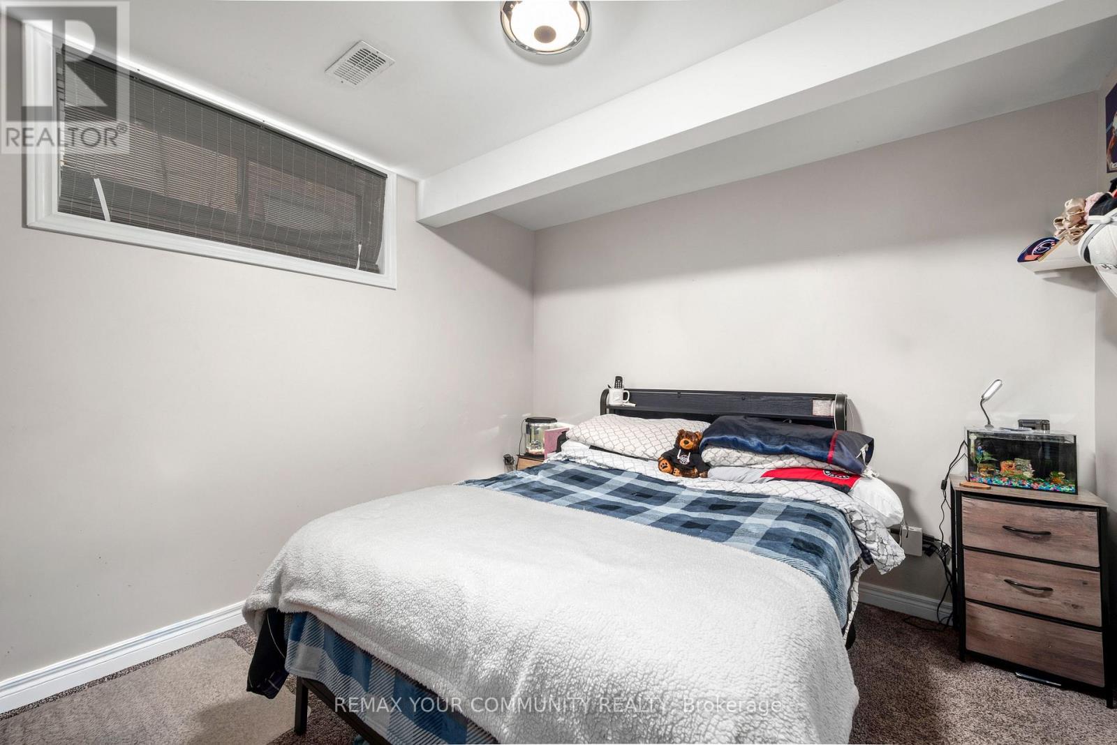 8 Champlain Boulevard, Kawartha Lakes, Ontario  K9V 0H9 - Photo 25 - X13046954