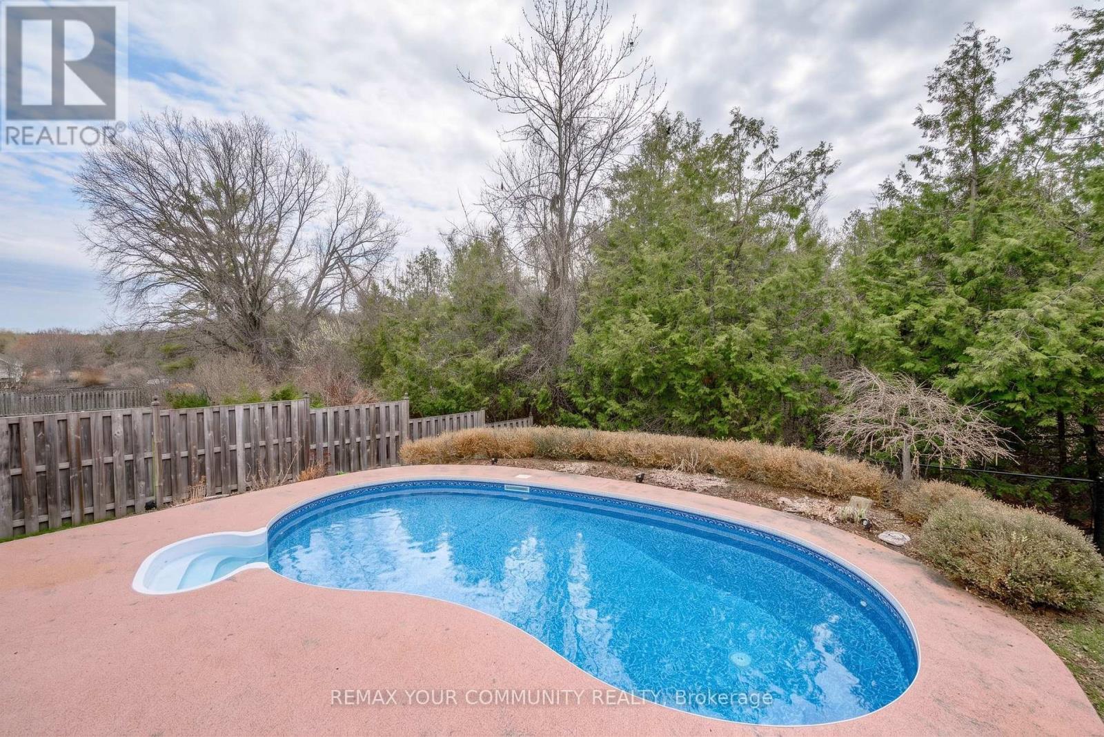 8 Champlain Boulevard, Kawartha Lakes, Ontario  K9V 0H9 - Photo 38 - X13046954