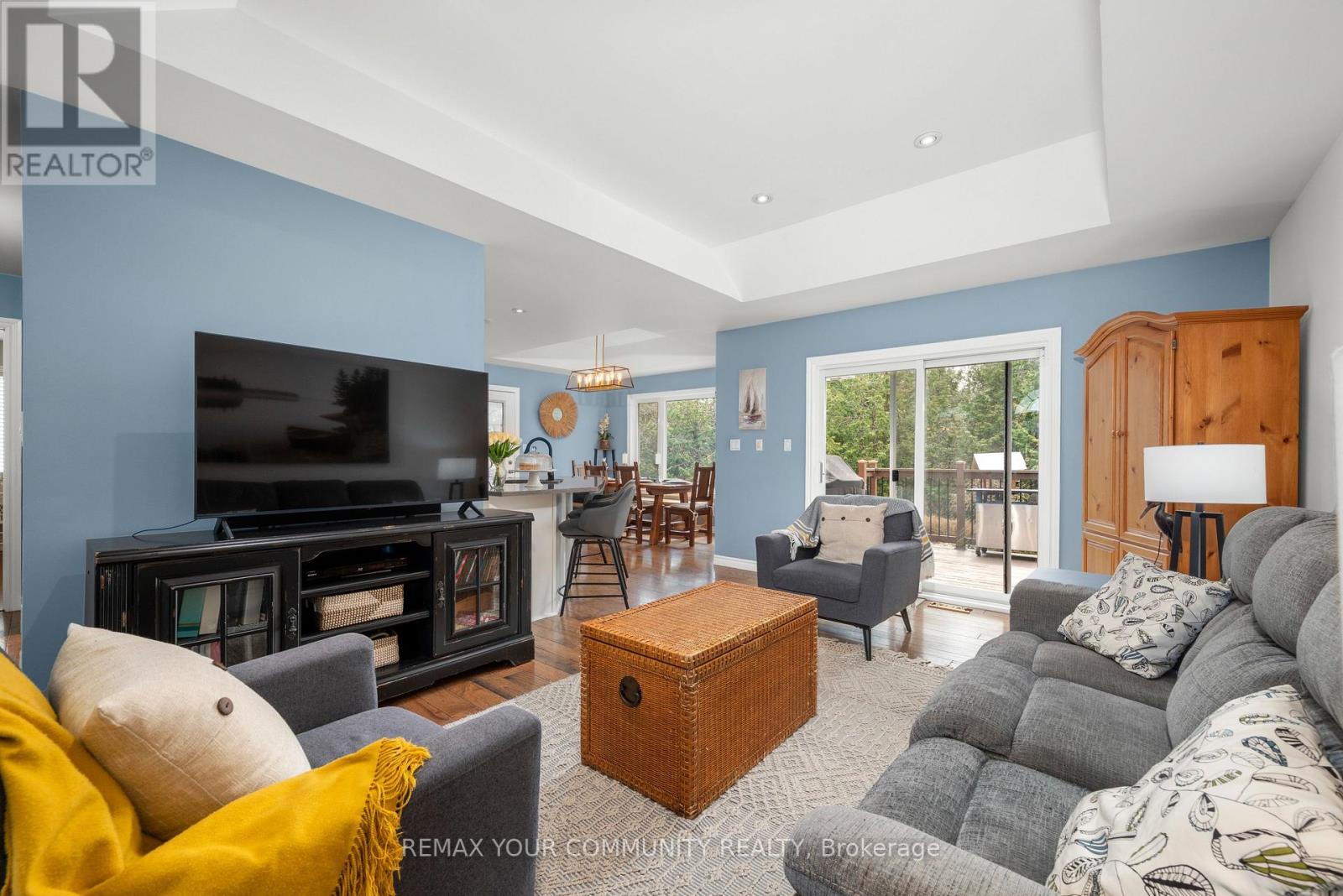 8 Champlain Boulevard, Kawartha Lakes, Ontario  K9V 0H9 - Photo 6 - X13046954