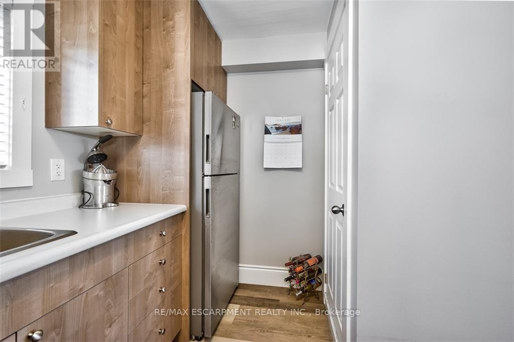 144 Ottawa Street S, Hamilton, Ontario  L8K 2E4 - Photo 4 - X13047010