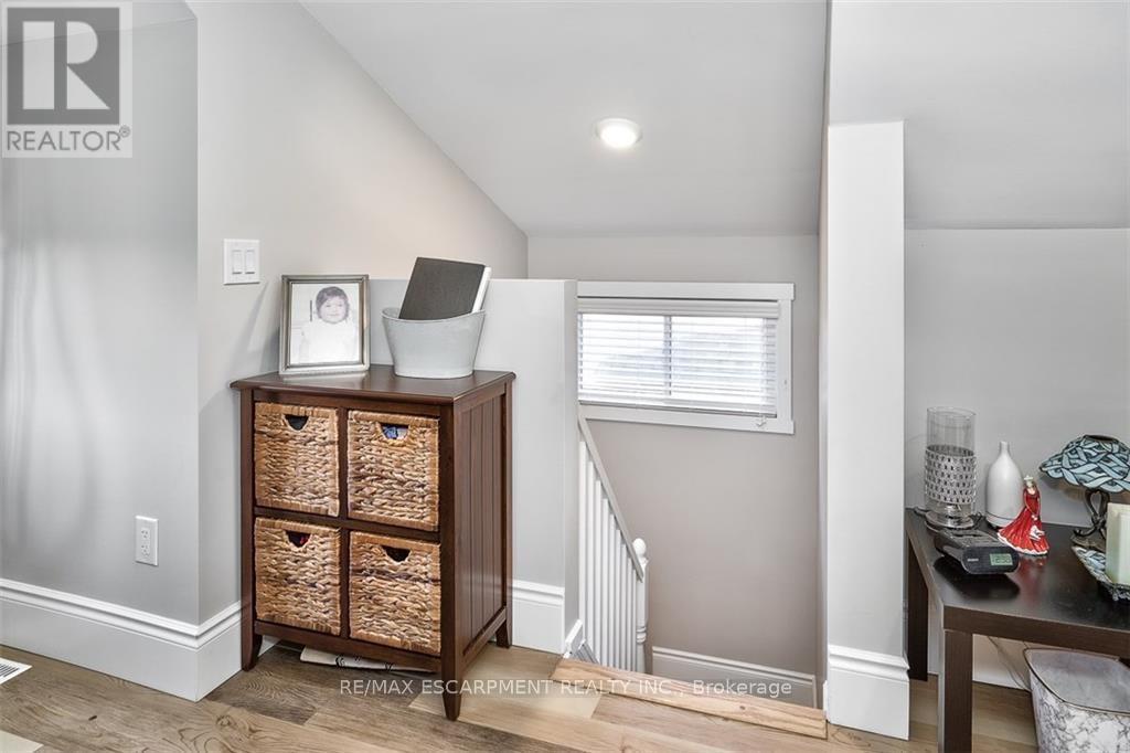 144 Ottawa Street S, Hamilton, Ontario  L8K 2E4 - Photo 9 - X13047010