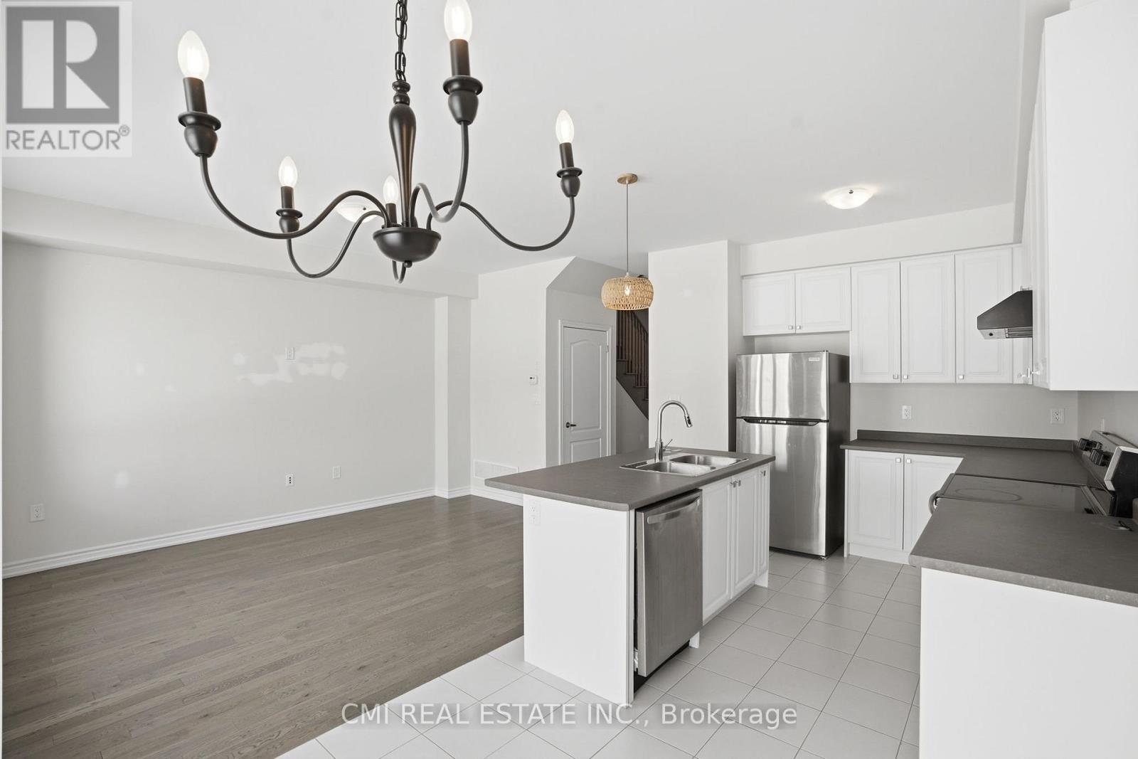 49 Sugar May Avenue, Thorold, Ontario  L2V 0L3 - Photo 13 - X13047154