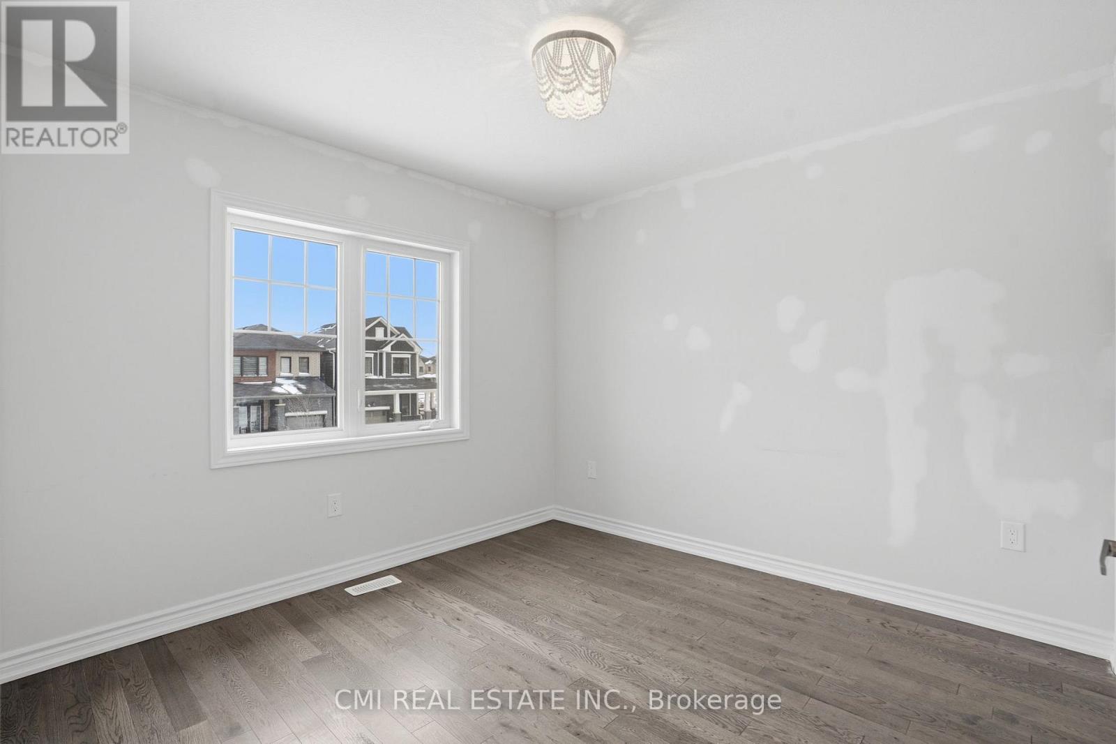 49 Sugar May Avenue, Thorold, Ontario  L2V 0L3 - Photo 22 - X13047154