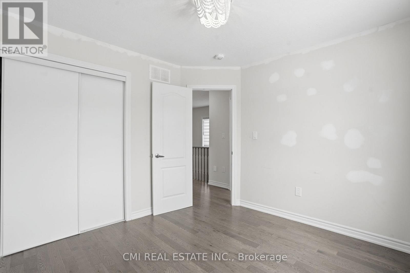 49 Sugar May Avenue, Thorold, Ontario  L2V 0L3 - Photo 23 - X13047154