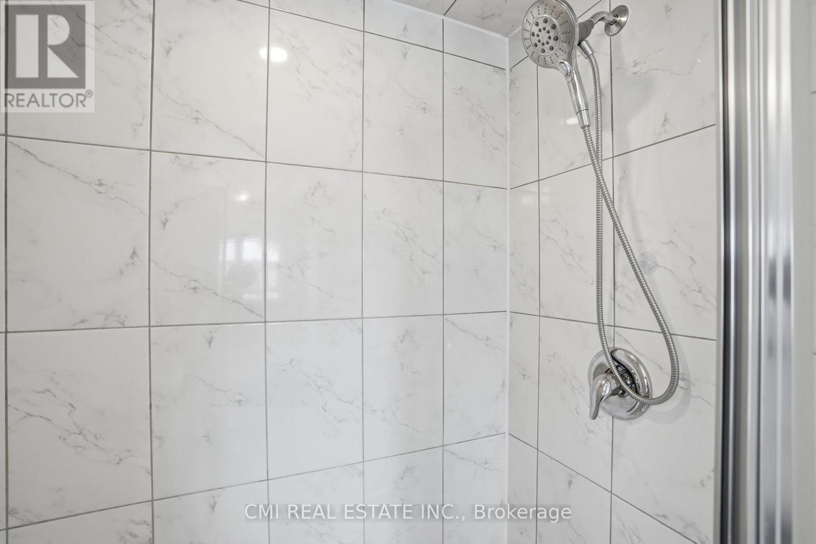 49 Sugar May Avenue, Thorold, Ontario  L2V 0L3 - Photo 32 - X13047154