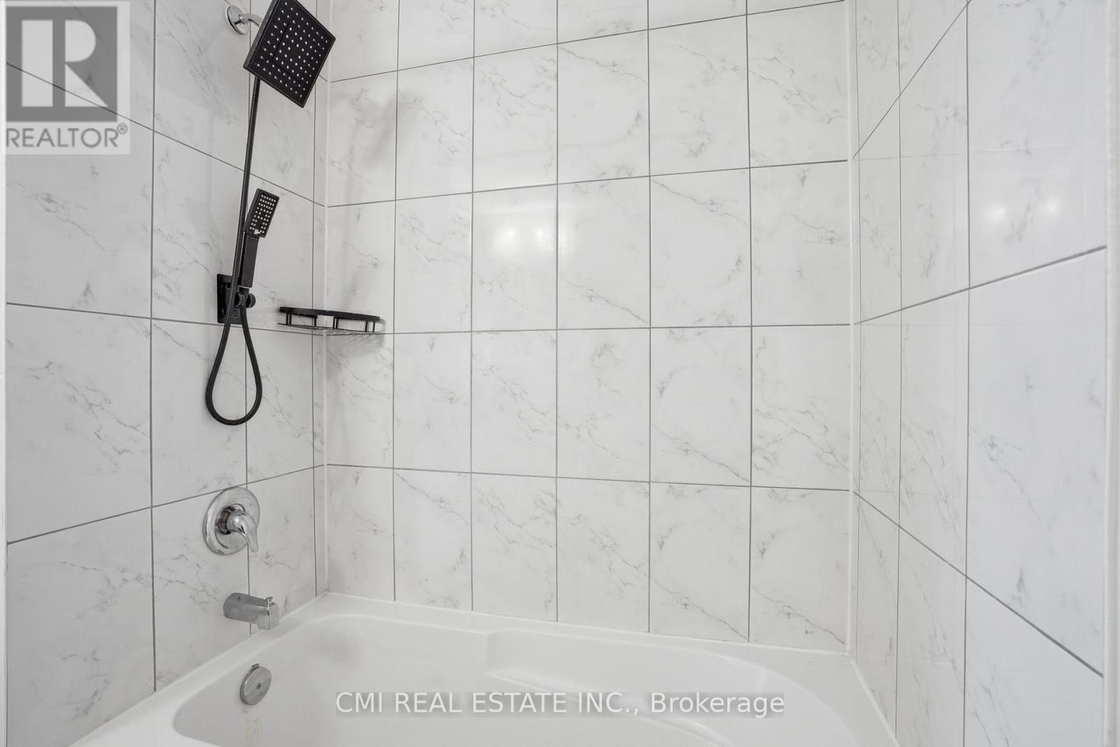 49 Sugar May Avenue, Thorold, Ontario  L2V 0L3 - Photo 33 - X13047154