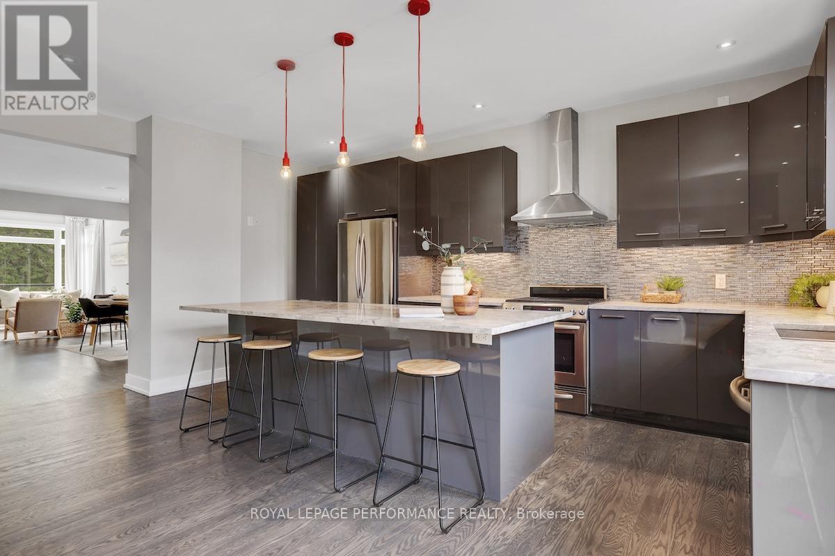 1285 Livingstone Avenue, Ottawa, Ontario  K1H 7P7 - Photo 10 - X13047262