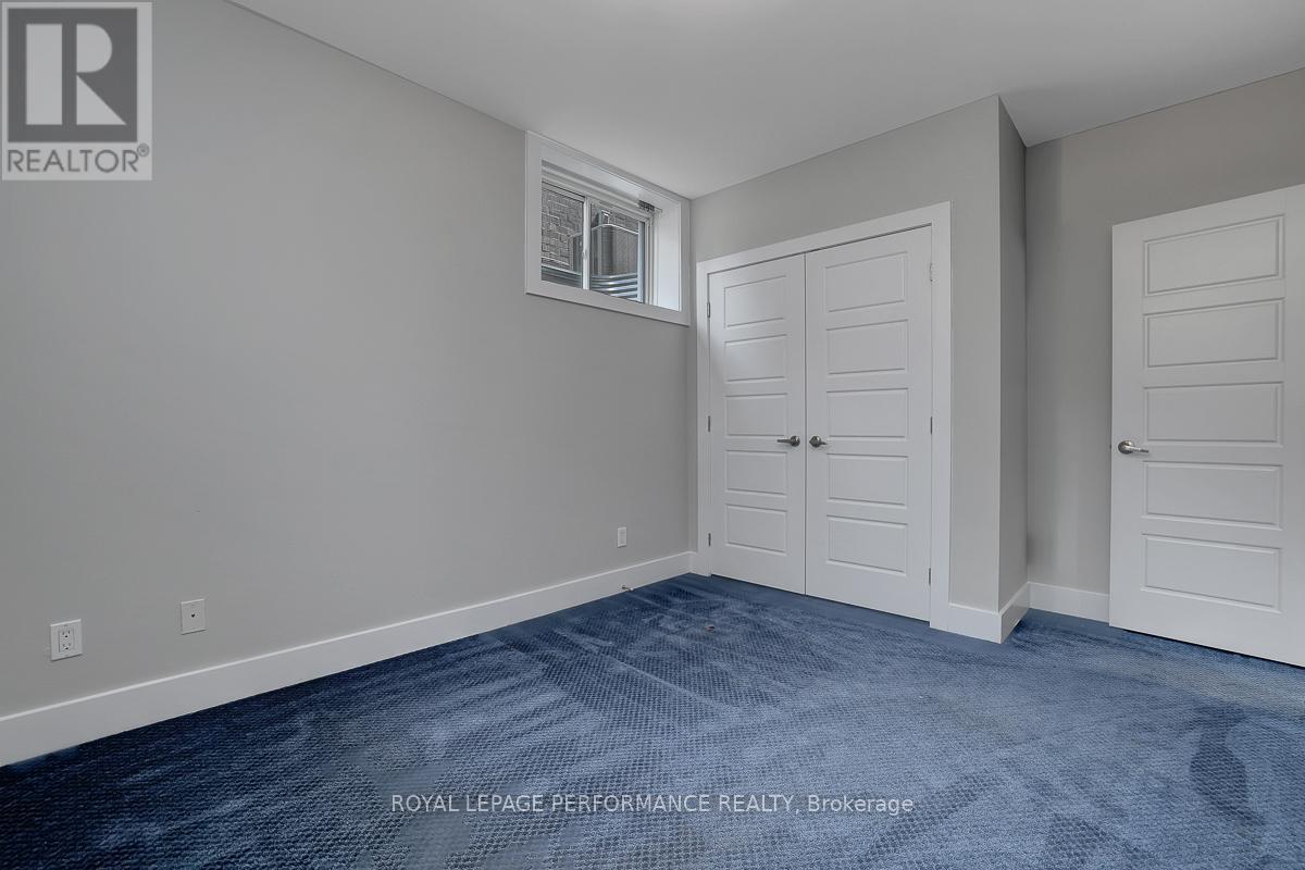 1285 Livingstone Avenue, Ottawa, Ontario  K1H 7P7 - Photo 33 - X13047262