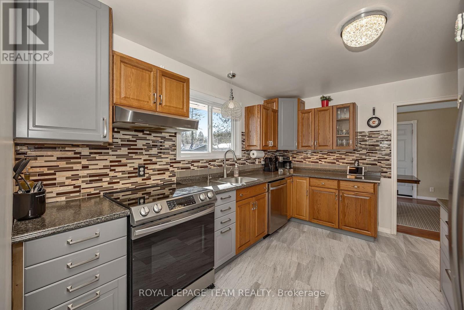 1923 Joanisse Road, Clarence-Rockland, Ontario  K0A 2A0 - Photo 13 - X13047276