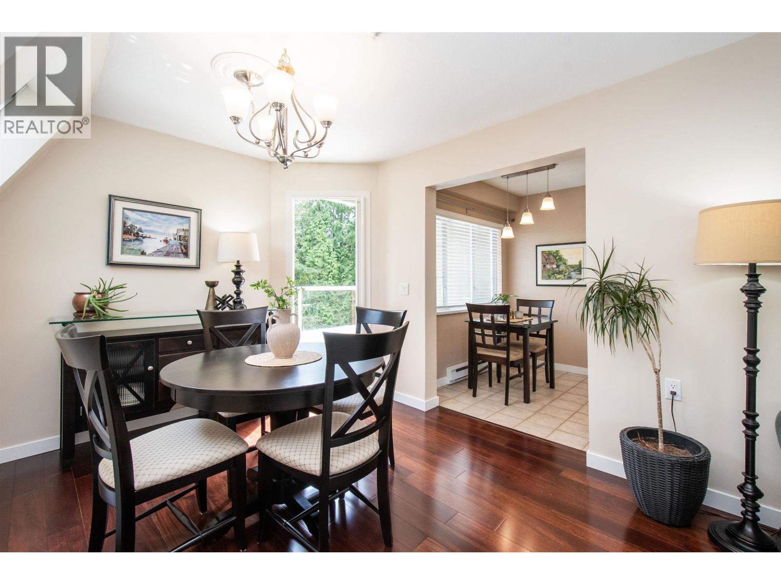 317 2020 Cedar Village Crescent, North Vancouver, British Columbia  V7J 3P5 - Photo 12 - R3115906