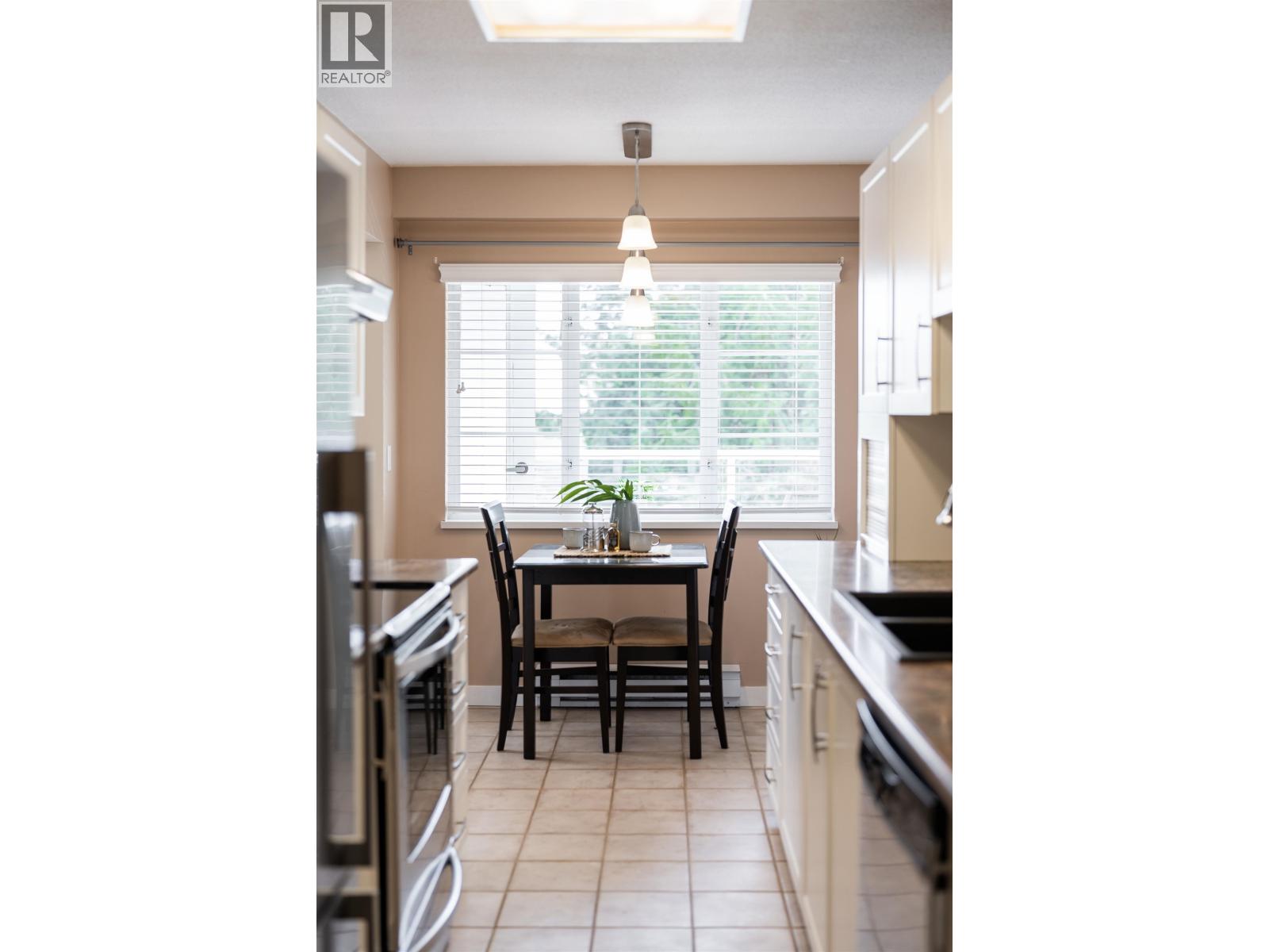 317 2020 Cedar Village Crescent, North Vancouver, British Columbia  V7J 3P5 - Photo 14 - R3115906