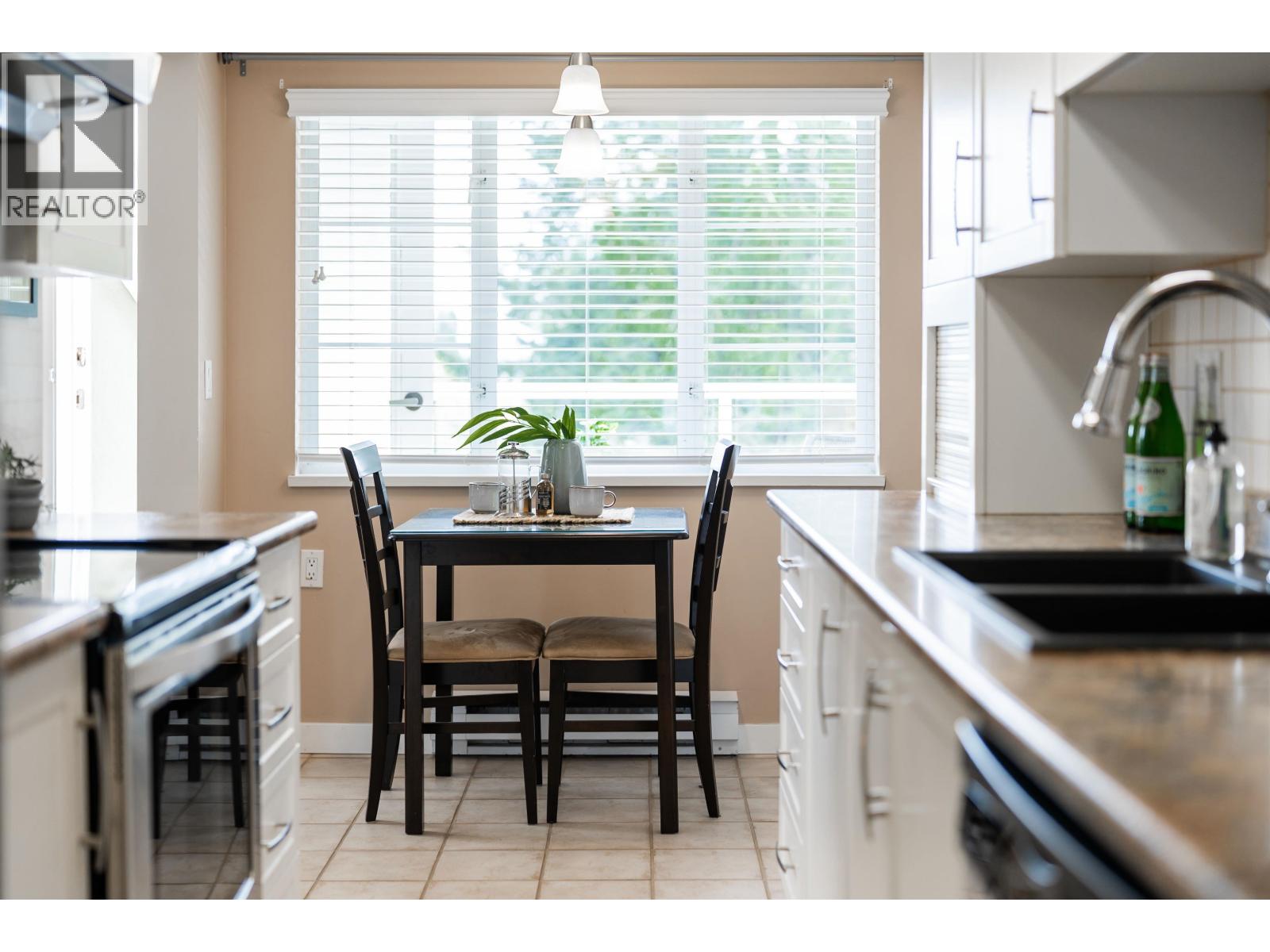 317 2020 Cedar Village Crescent, North Vancouver, British Columbia  V7J 3P5 - Photo 15 - R3115906