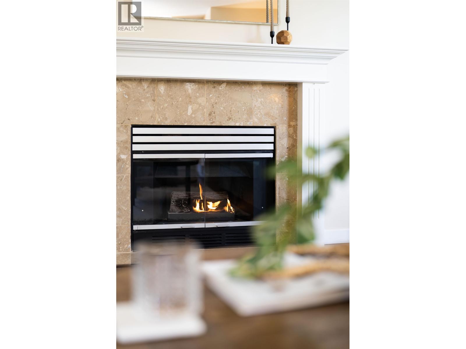 317 2020 Cedar Village Crescent, North Vancouver, British Columbia  V7J 3P5 - Photo 2 - R3115906