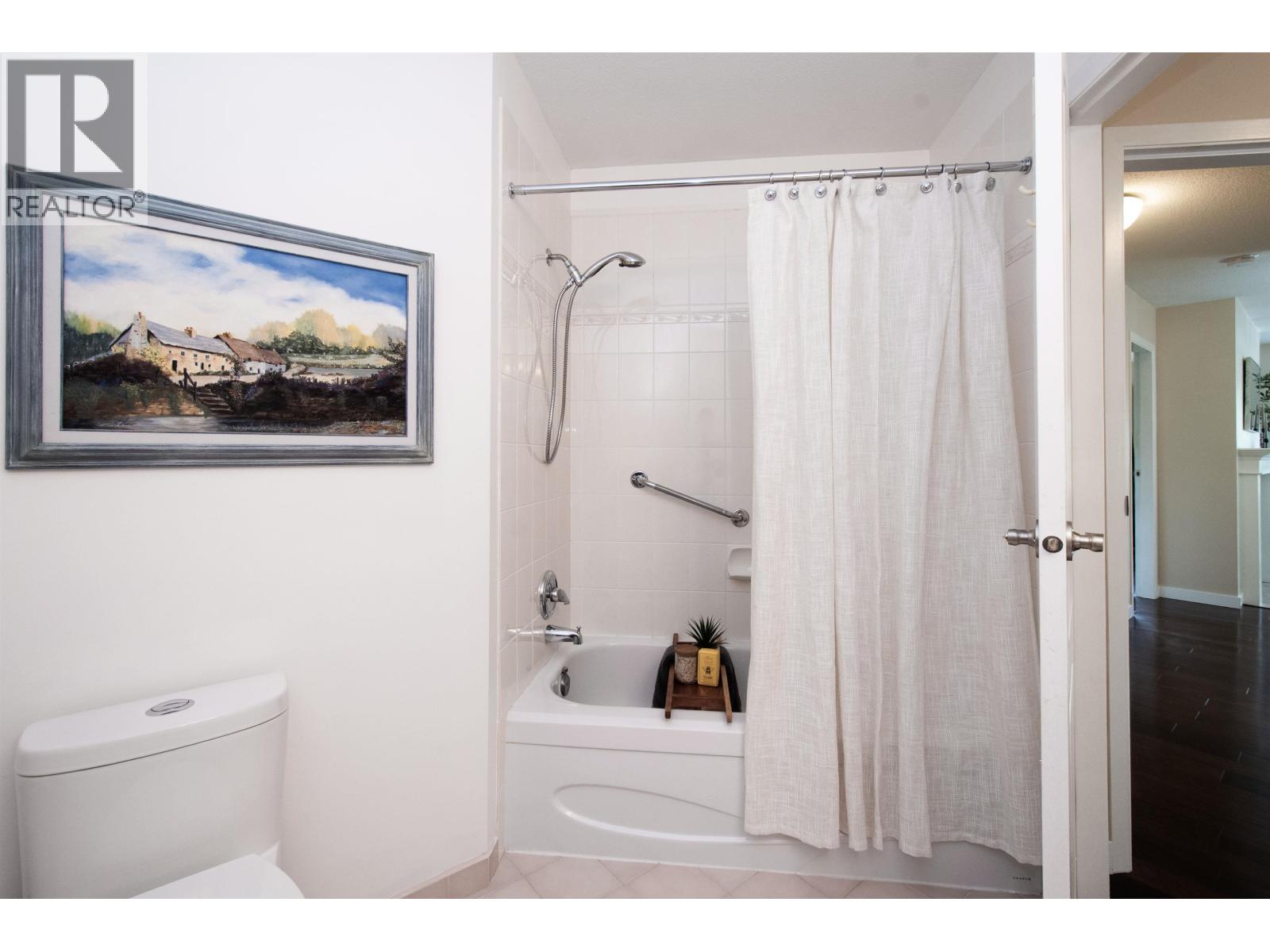 317 2020 Cedar Village Crescent, North Vancouver, British Columbia  V7J 3P5 - Photo 25 - R3115906