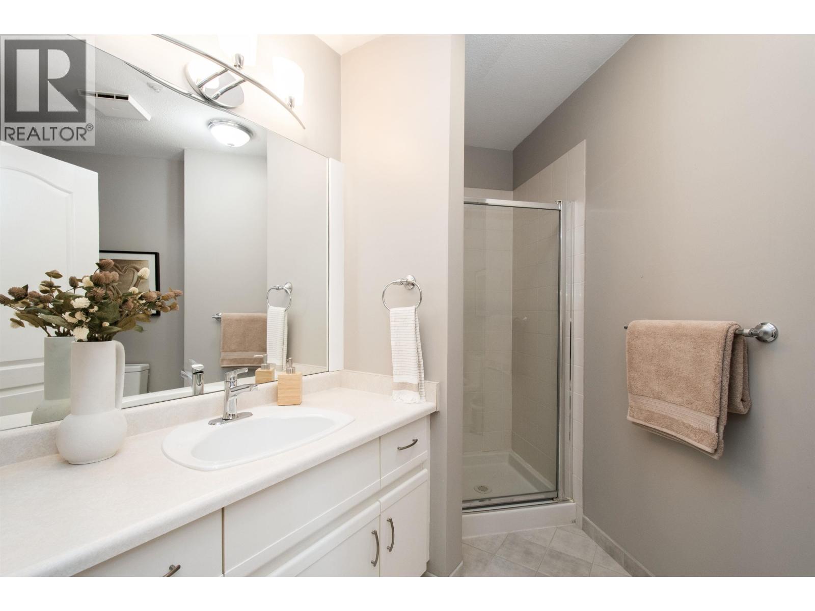 317 2020 Cedar Village Crescent, North Vancouver, British Columbia  V7J 3P5 - Photo 28 - R3115906