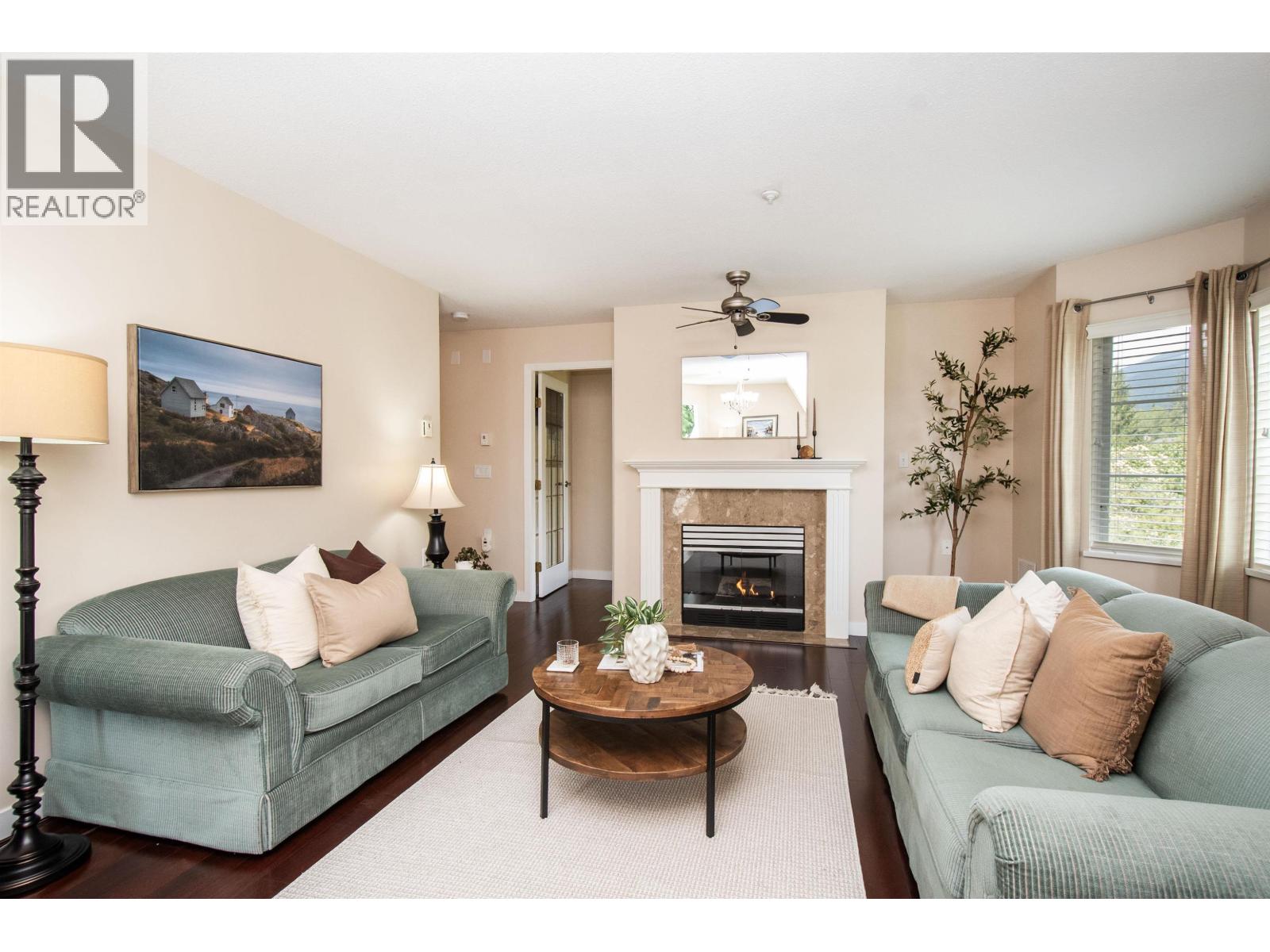 317 2020 Cedar Village Crescent, North Vancouver, British Columbia  V7J 3P5 - Photo 3 - R3115906