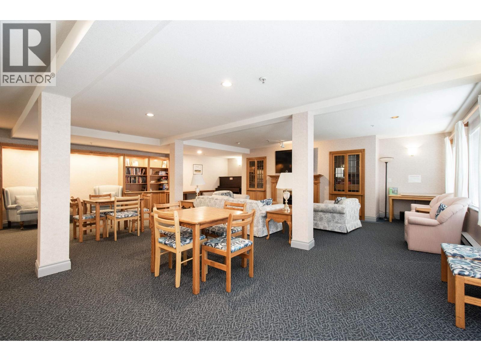 317 2020 Cedar Village Crescent, North Vancouver, British Columbia  V7J 3P5 - Photo 33 - R3115906