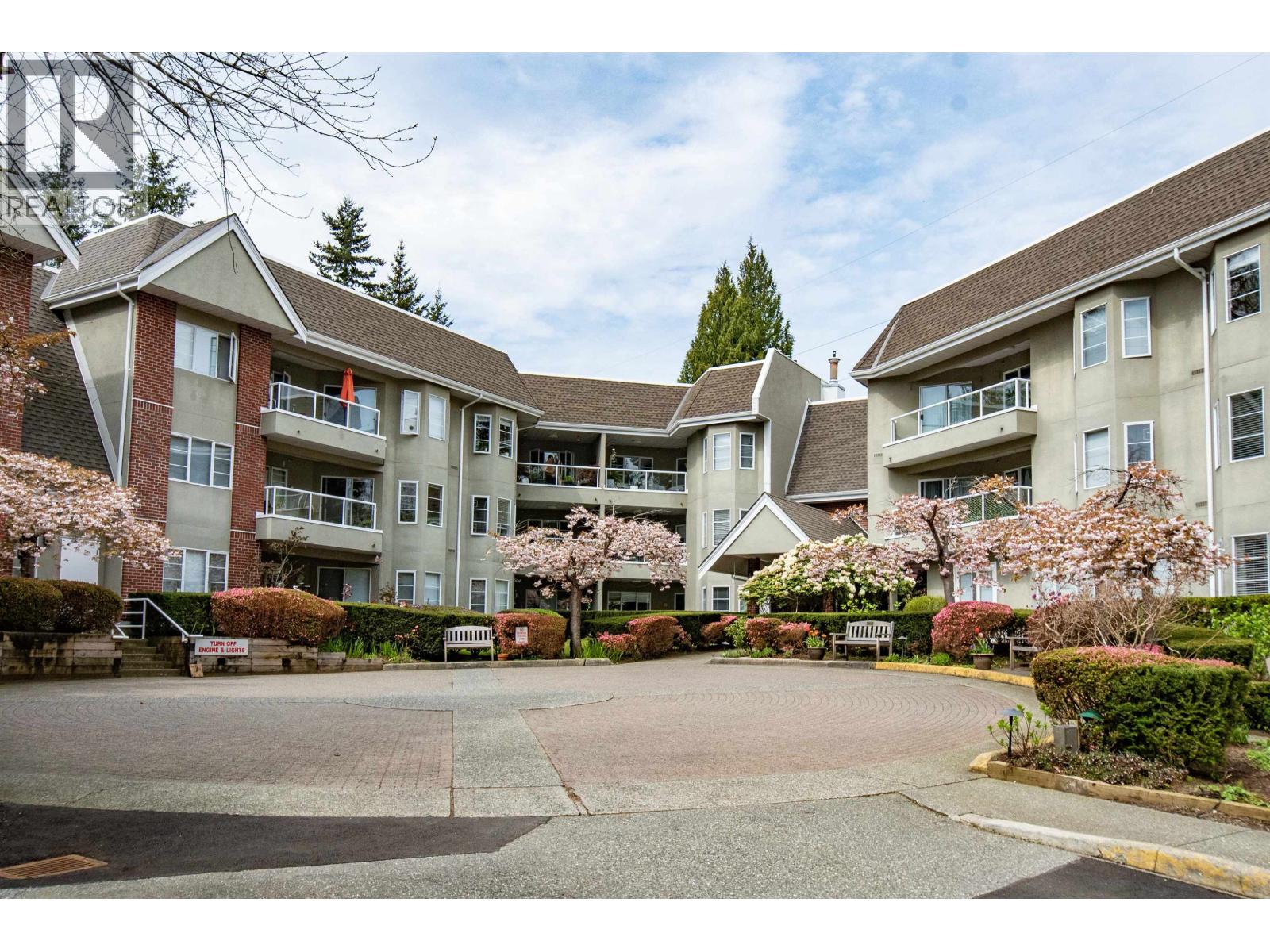 317 2020 Cedar Village Crescent, North Vancouver, British Columbia  V7J 3P5 - Photo 35 - R3115906