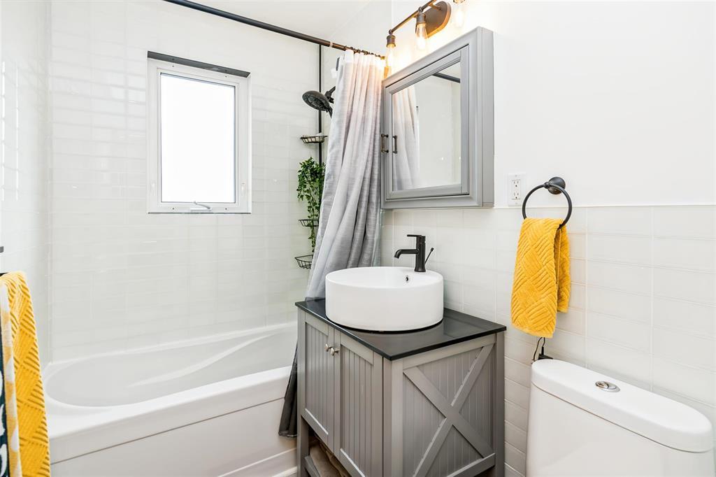 614 Oxford Street, Winnipeg, Manitoba  R3M 3K1 - Photo 23 - 202608402