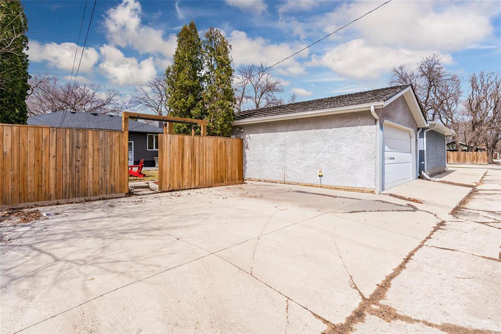 614 Oxford Street, Winnipeg, Manitoba  R3M 3K1 - Photo 41 - 202608402