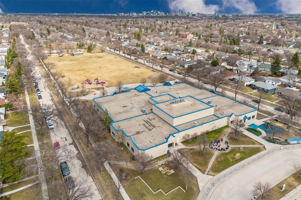 614 Oxford Street, Winnipeg, Manitoba  R3M 3K1 - Photo 46 - 202608402