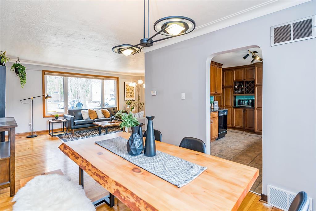 614 Oxford Street, Winnipeg, Manitoba  R3M 3K1 - Photo 9 - 202608402