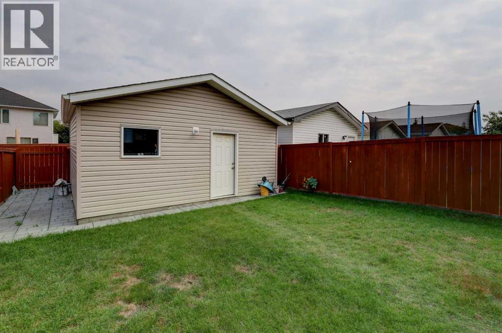 134 Hidden Way Nw, Calgary, Alberta  T3A 5S7 - Photo 4 - A2254581