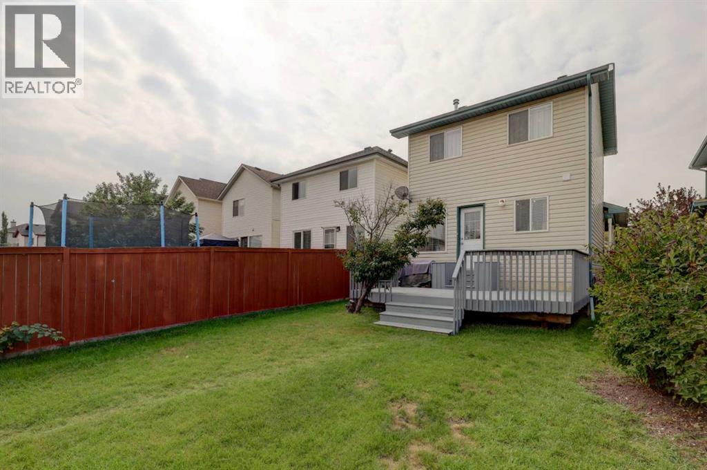 134 Hidden Way Nw, Calgary, Alberta  T3A 5S7 - Photo 3 - A2254581