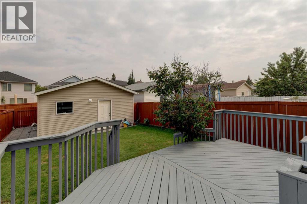 134 Hidden Way Nw, Calgary, Alberta  T3A 5S7 - Photo 6 - A2254581