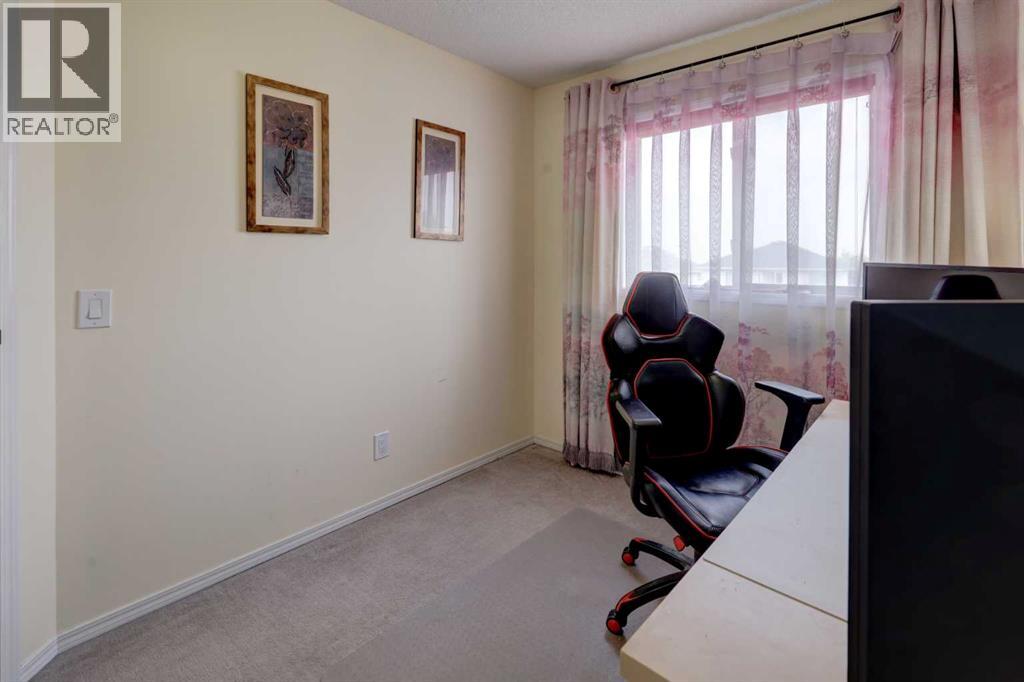 134 Hidden Way Nw, Calgary, Alberta  T3A 5S7 - Photo 25 - A2254581