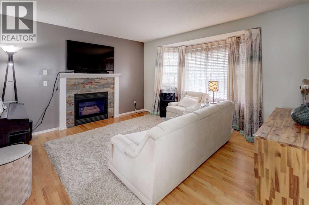 134 Hidden Way Nw, Calgary, Alberta  T3A 5S7 - Photo 9 - A2254581