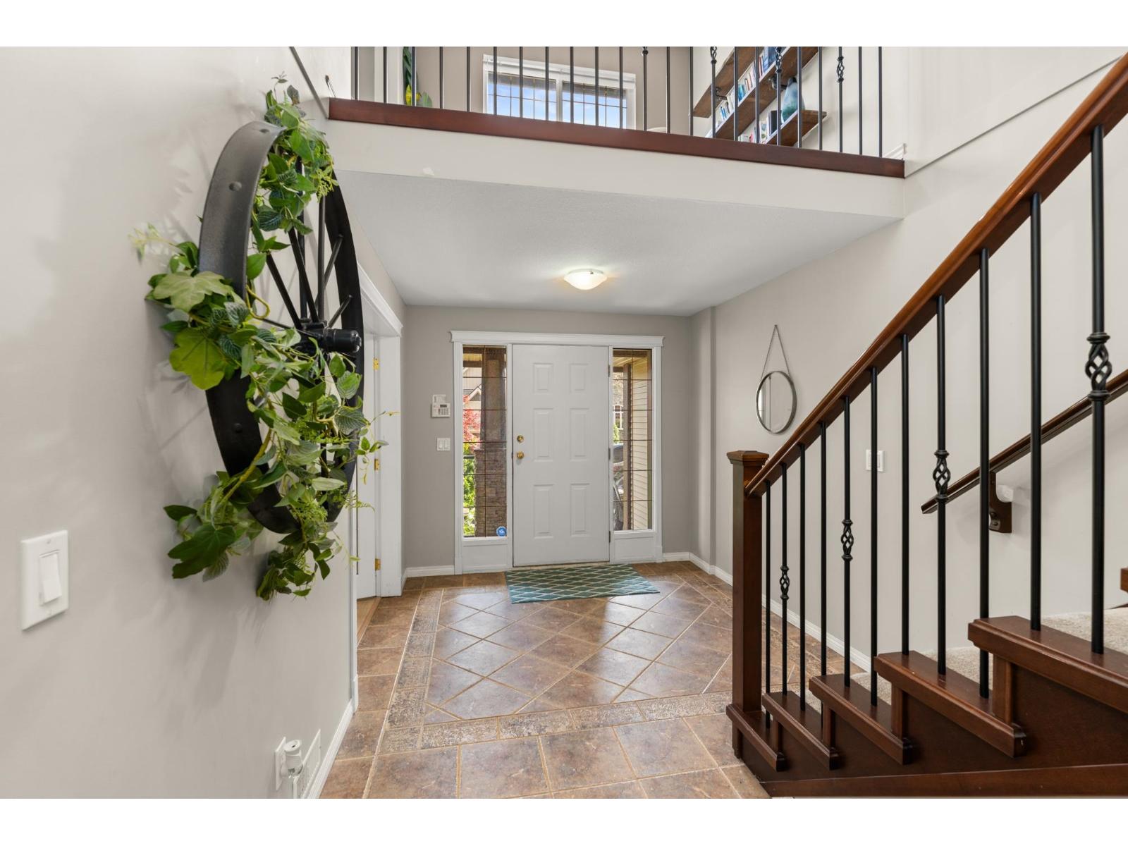 35823 Graystone Drive, Abbotsford, British Columbia  V3G 1K7 - Photo 5 - R3111184