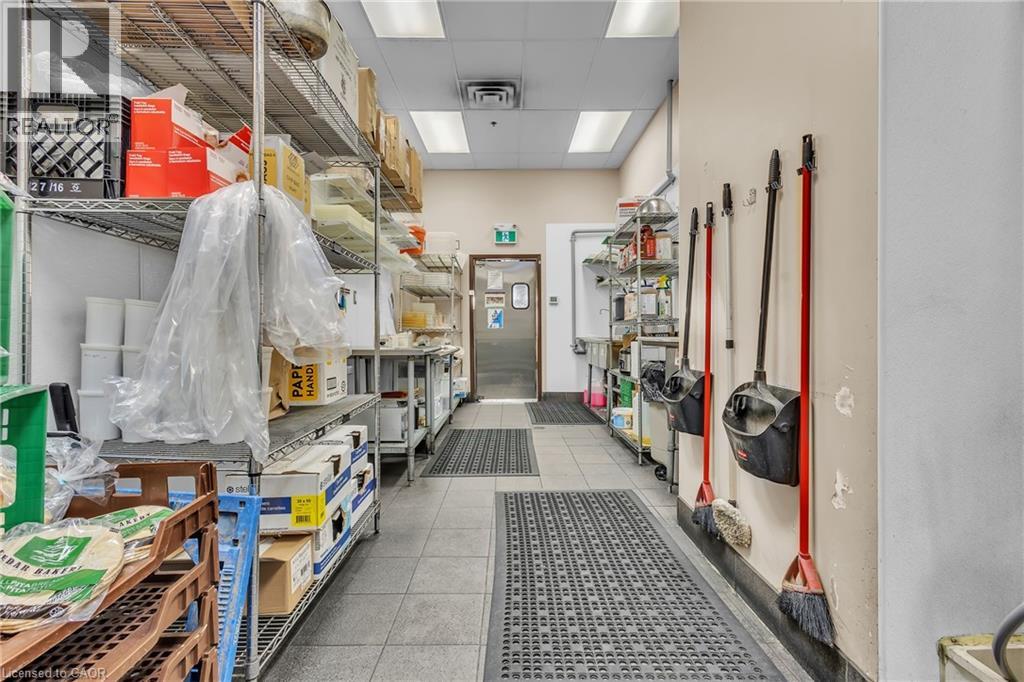 589 Fairway Road S, Kitchener, Ontario  N2C 1X4 - Photo 20 - 40824299