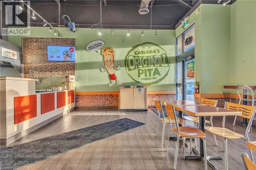 589 Fairway Road S, Kitchener, Ontario  N2C 1X4 - Photo 5 - 40824299