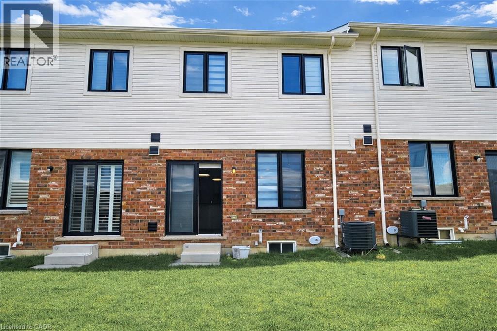 148 Aquasanta Crescent, Hamilton, Ontario  L9B 0J8 - Photo 20 - 40823909