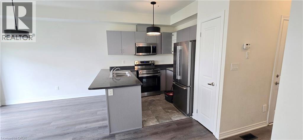 148 Aquasanta Crescent, Hamilton, Ontario  L9B 0J8 - Photo 7 - 40823909