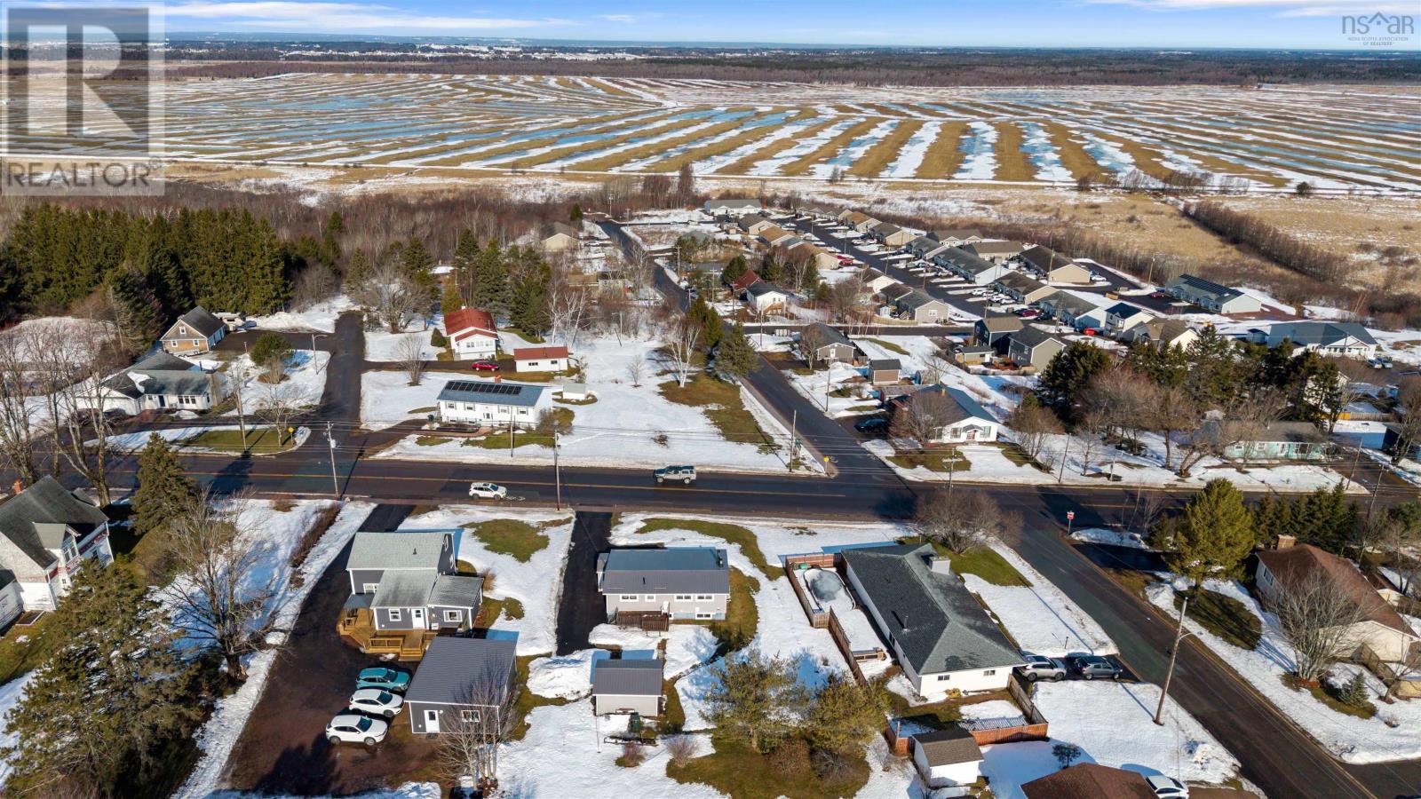 255 Victoria Street E, Amherst, Nova Scotia  B4H 1Z1 - Photo 5 - 202604238