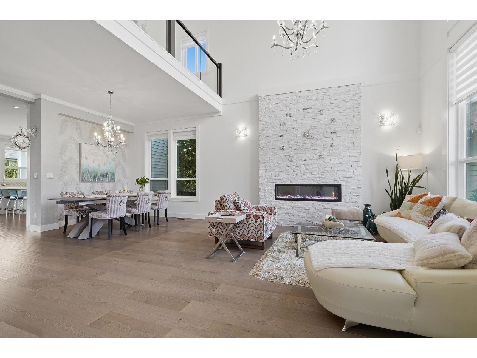 19736 71a Avenue, Langley, British Columbia  V2Y 3G8 - Photo 4 - R3115645