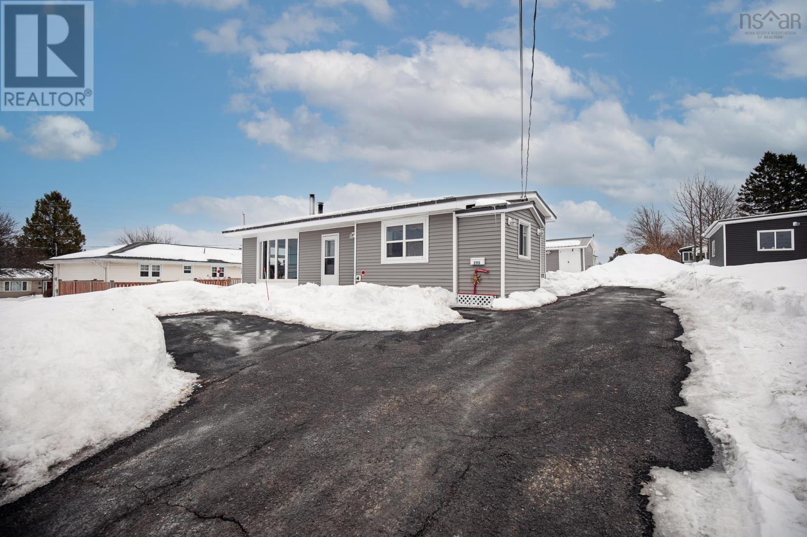 255 Victoria Street E, Amherst, Nova Scotia  B4H 1Z1 - Photo 6 - 202604238